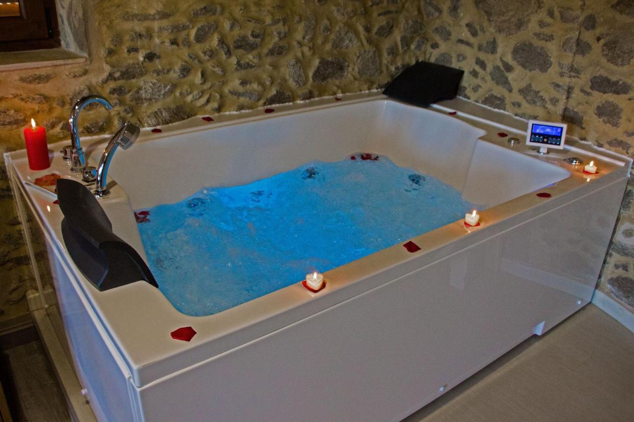 Casa Das Fiadeiras De Nemina Con Jacuzzi Exterior photo